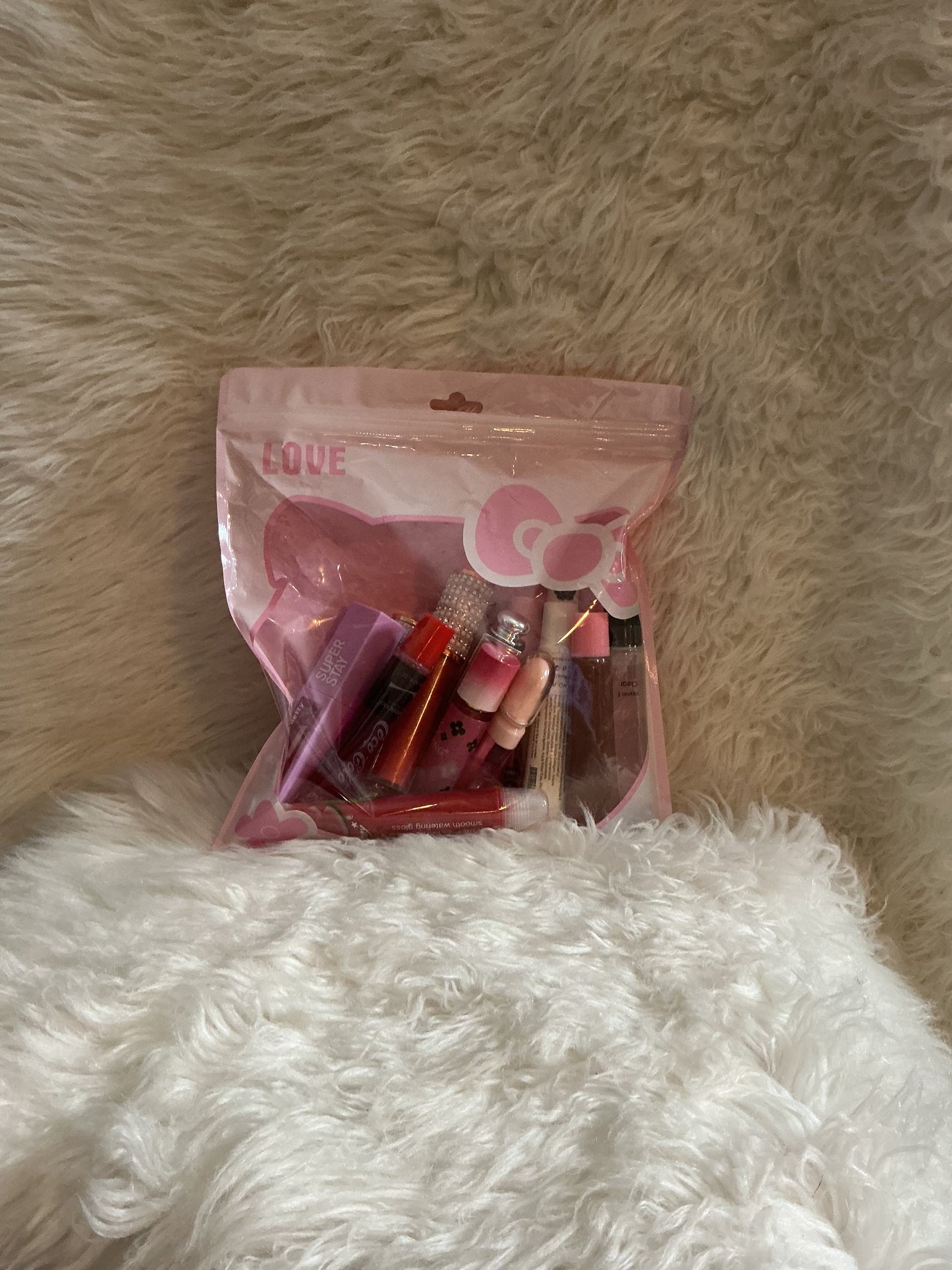 JuCee’s Lipgloss Bundles