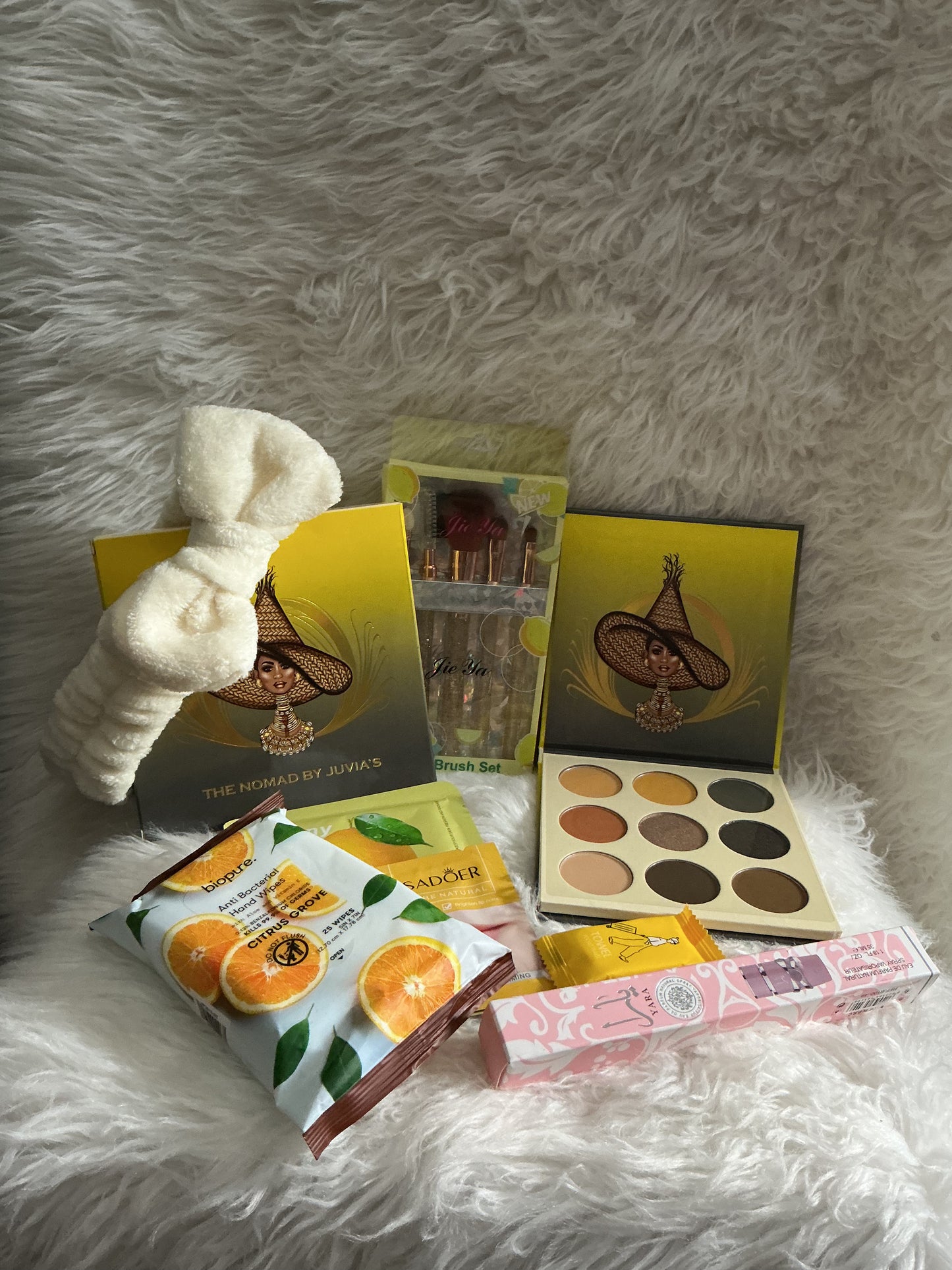 A JuCee Bundle